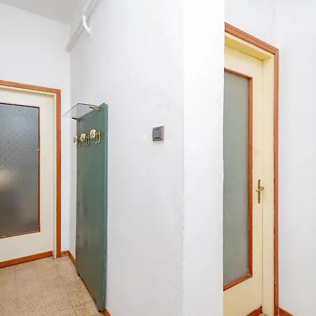 Apartment 24