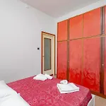 24 Apartmán *
